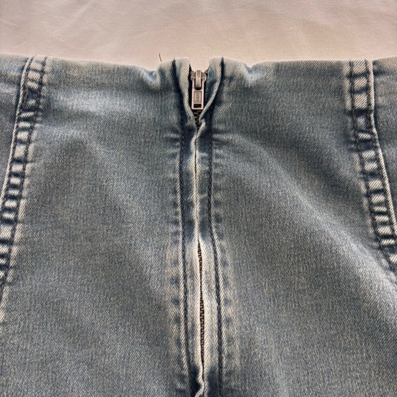 Free People Stretch Denim mini Skirt Medium Wash Size 6 Festival Boho Girly - Picture 5 of 6